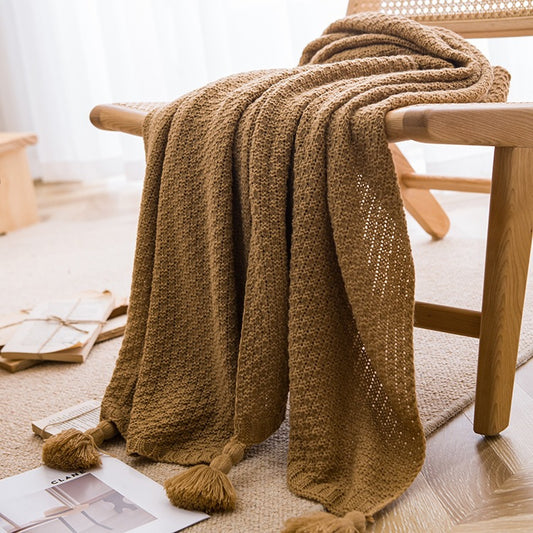 HomeTaro Handmade Tassel Throw Blanket – Minimalist Woven Home Decor