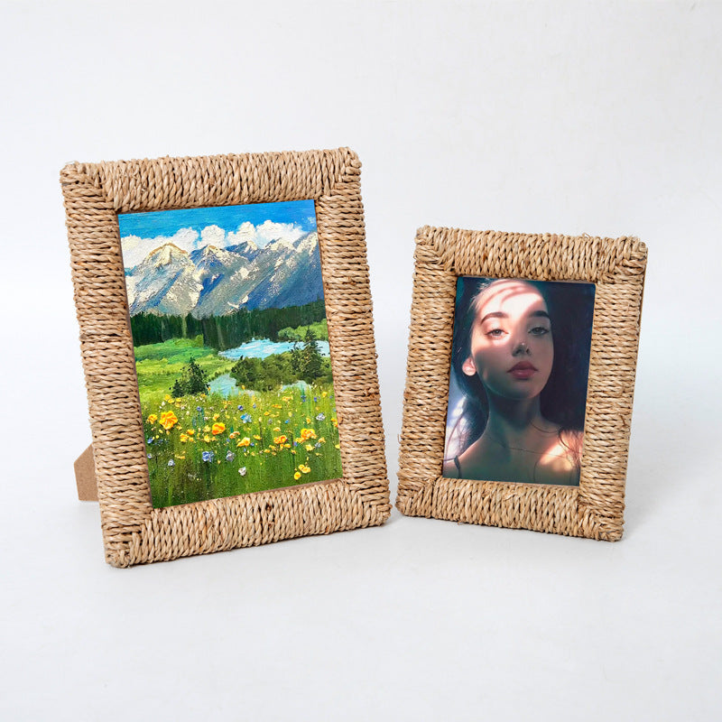 HomeTaro Seagrass Woven Photo Frame – Nordic Home Decor